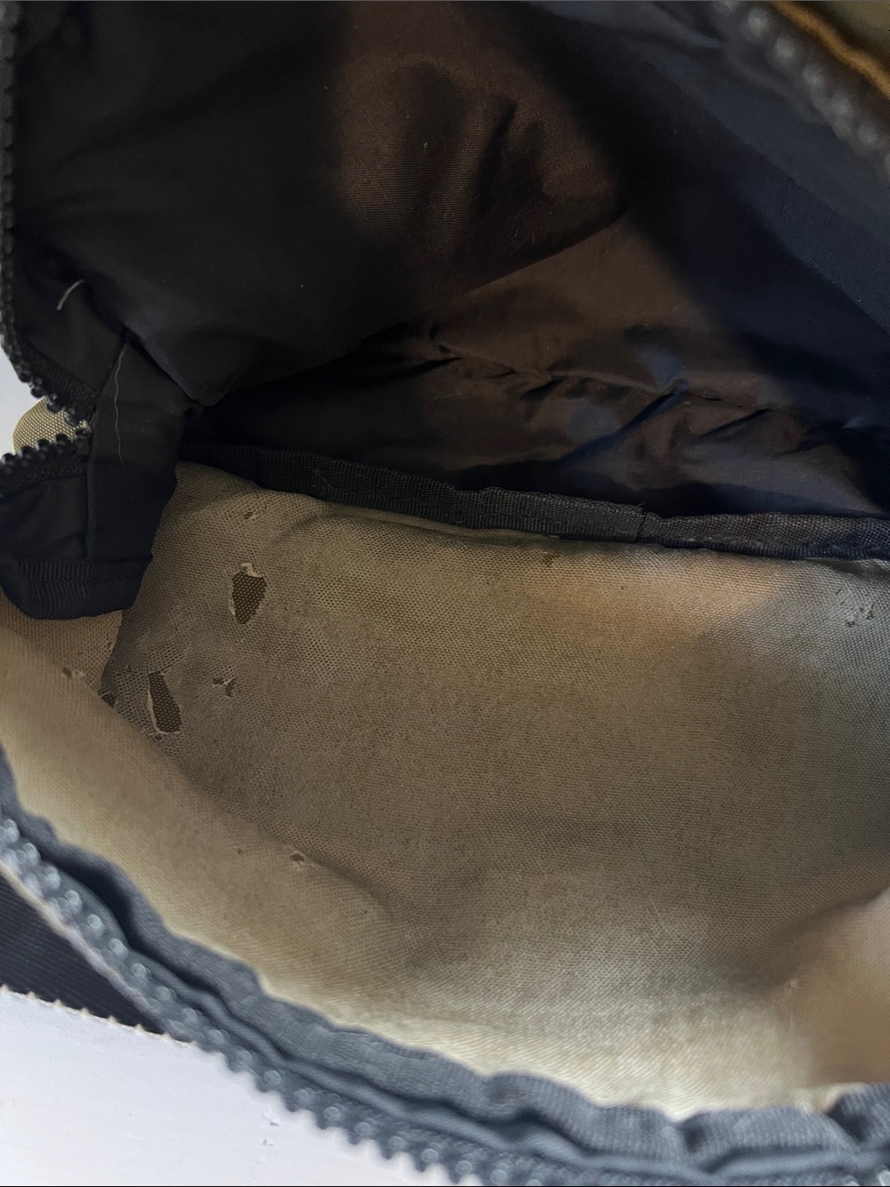 BAGGU OG Kelp Fanny Pack - Picture 5 of 6